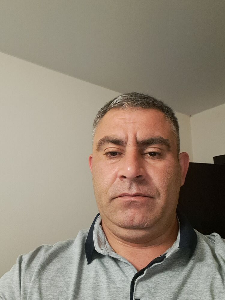  52045792  , 40 ,    