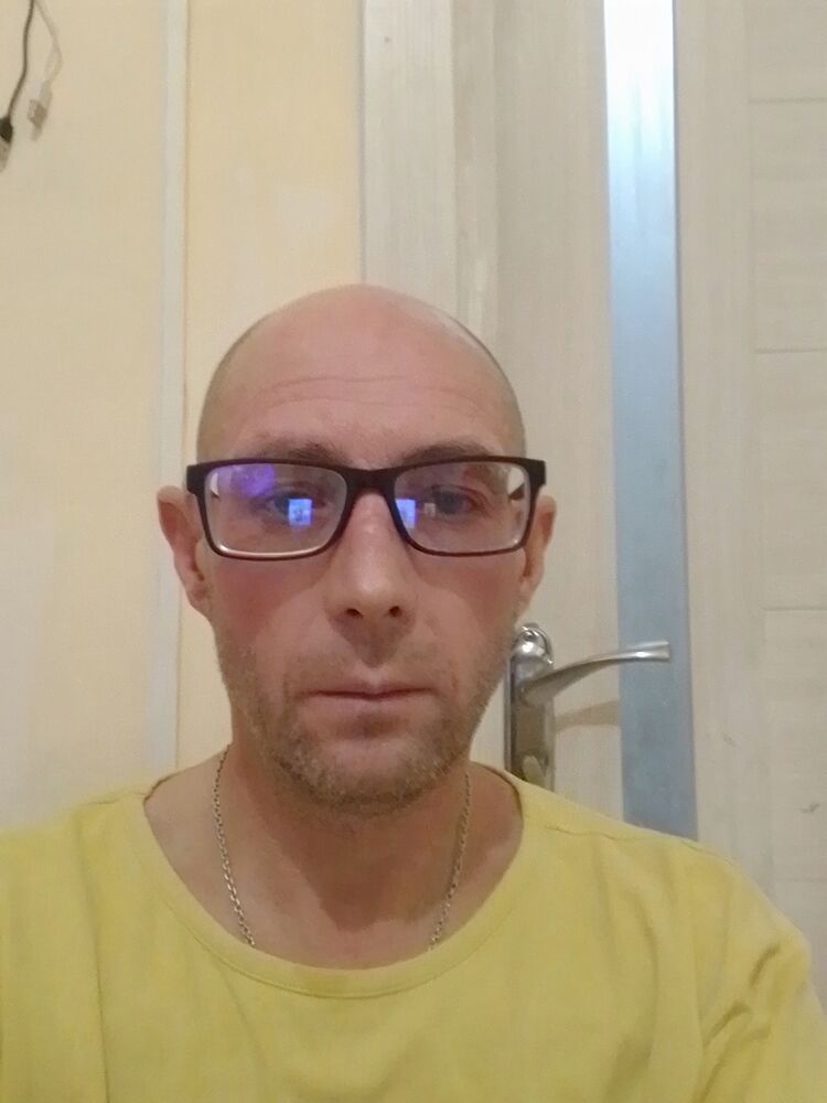  46092742  , 49 ,    