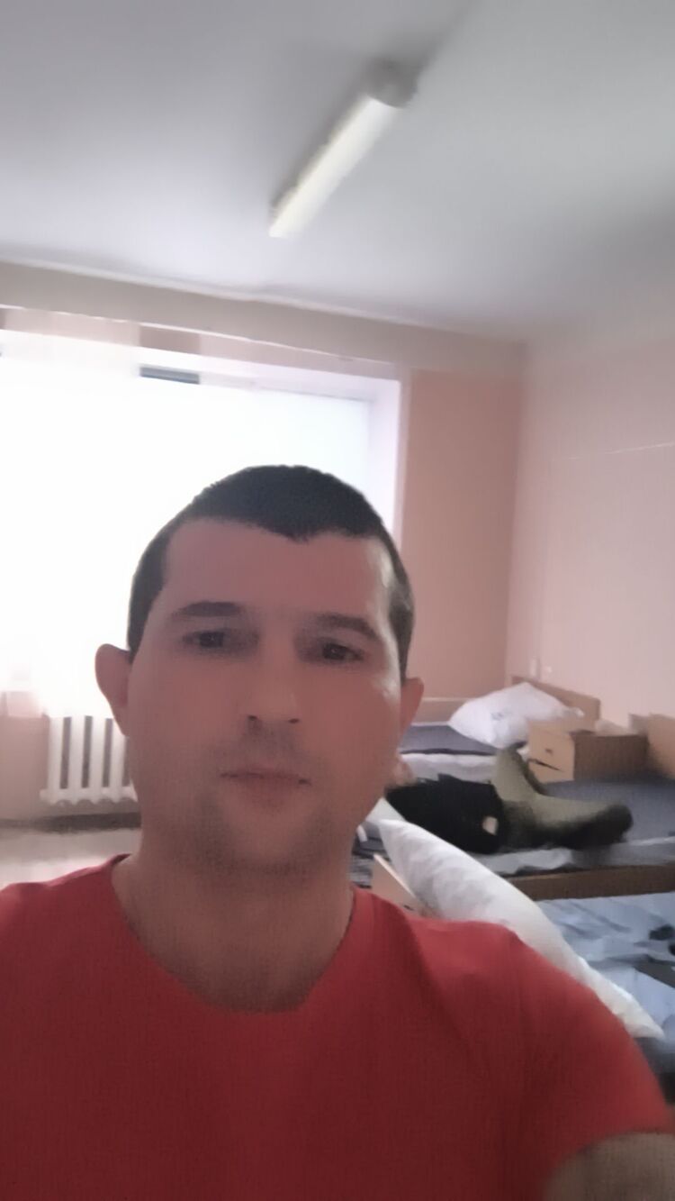  48886502  , 40 ,    