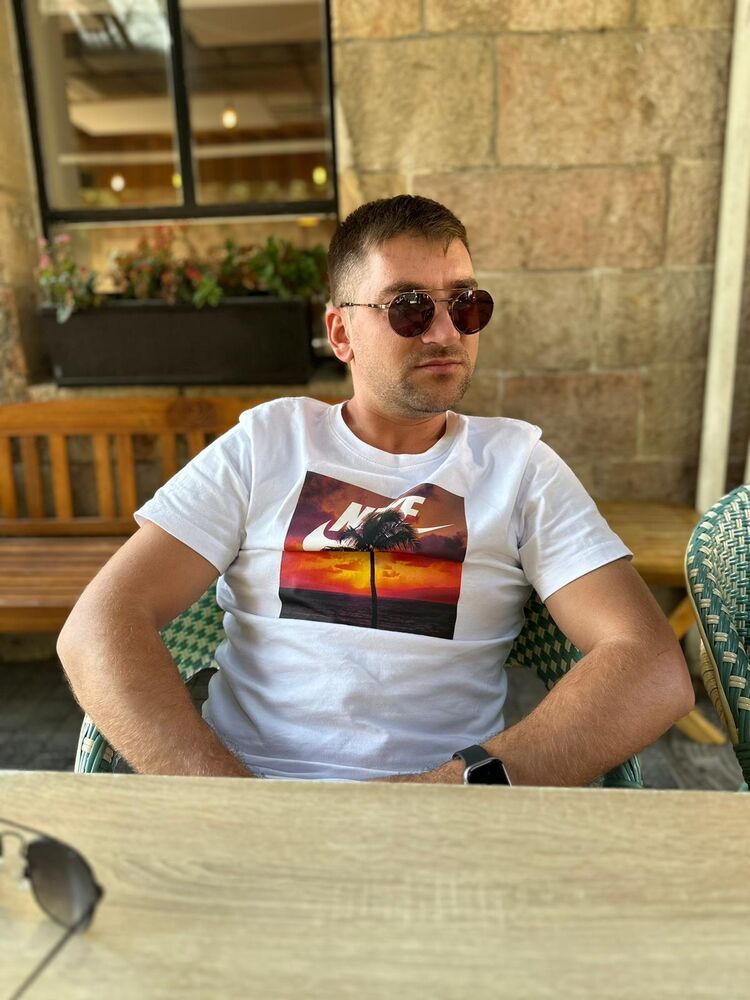  Azor,   , 31 ,   ,   