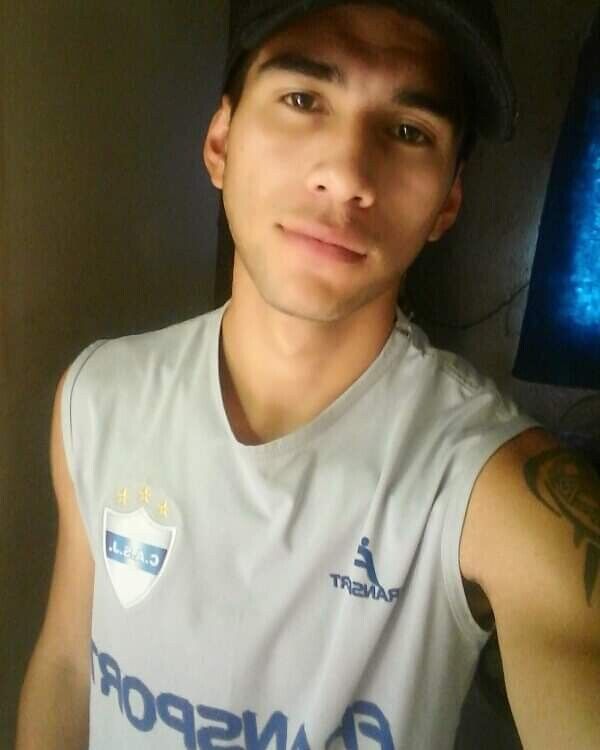  22333502  Gaston Silva, 28 ,    