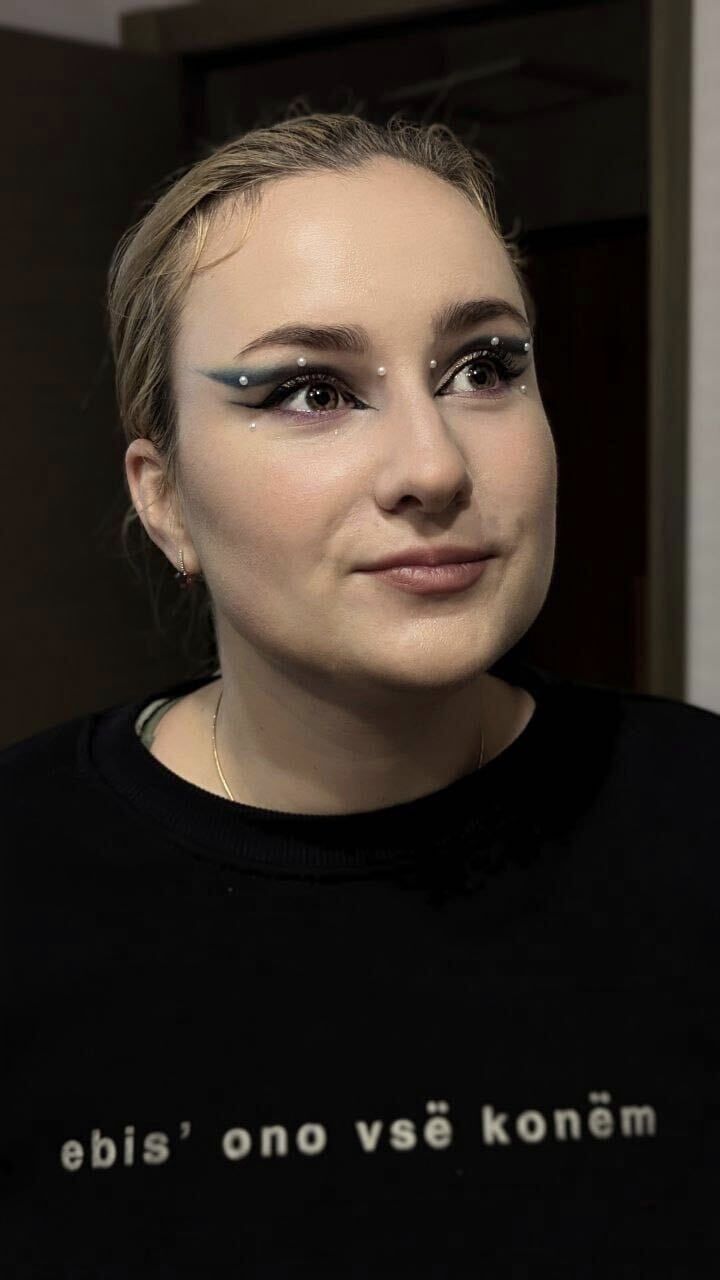  ,   , 28 ,     , c 