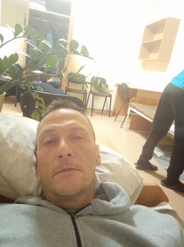  51376042  , 52 ,    