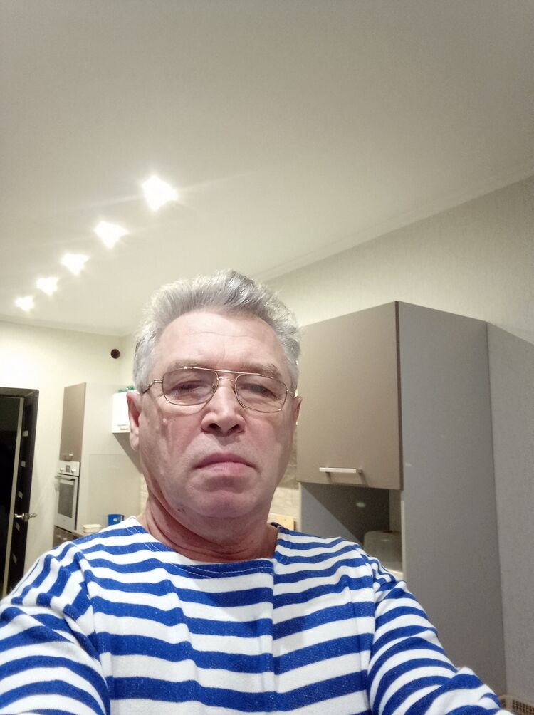  31746522  , 60 ,    
