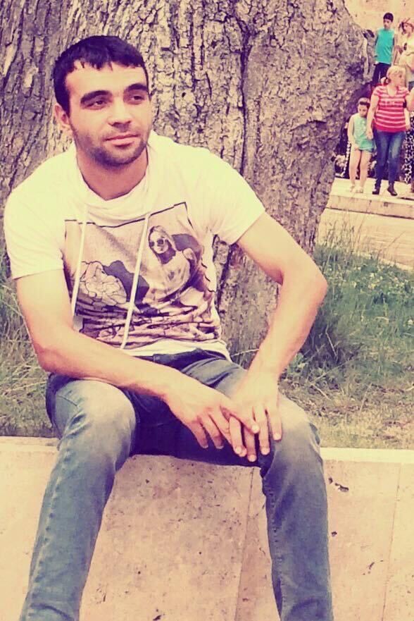  ,   Alik, 33 ,   ,   , c , 