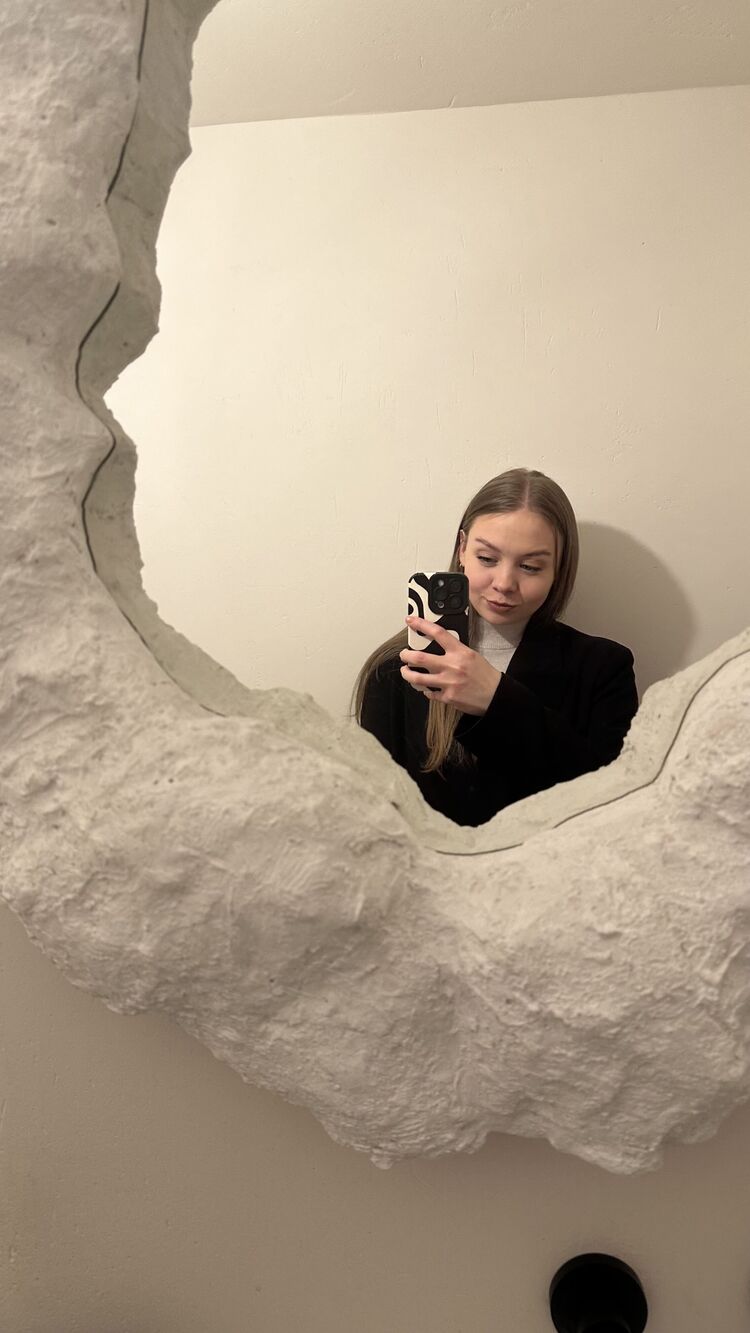 ���� 42020372 ������� �����, 24 ����, ���� ���������� � �����-����������