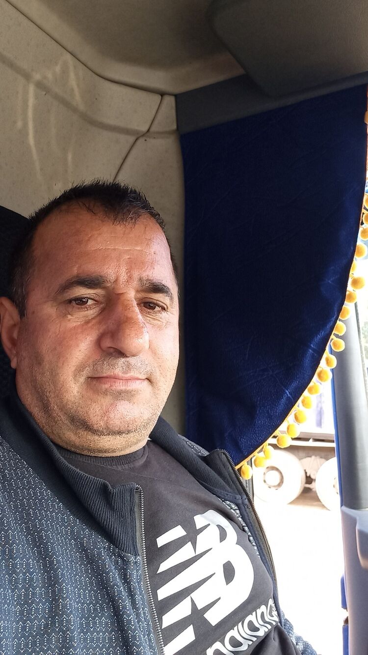  -,   Artem, 45 ,     
