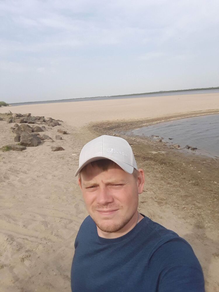  31598932  ALEXEY, 33 ,    