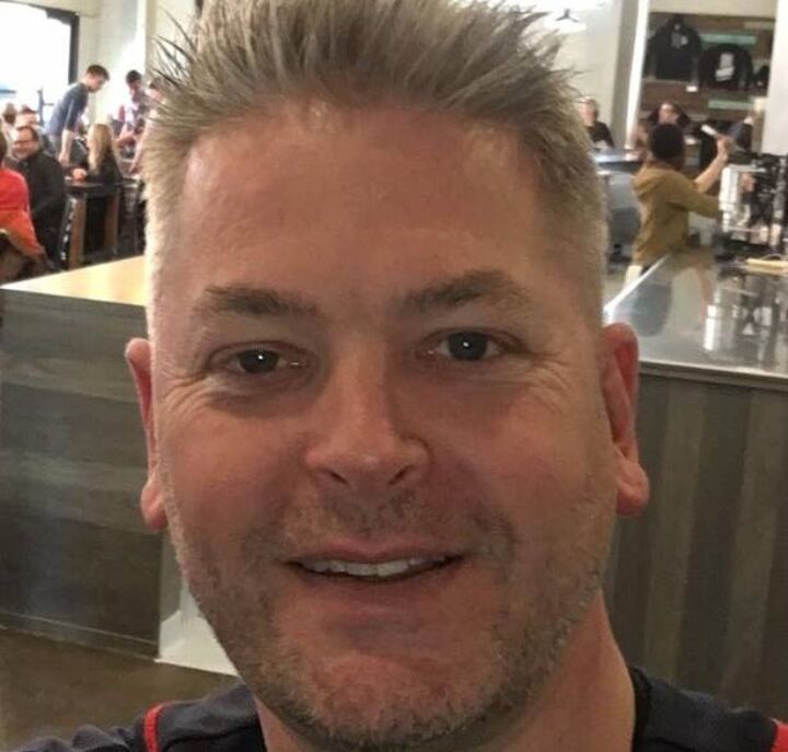  46932382  Robert, 55 ,    Michigan City