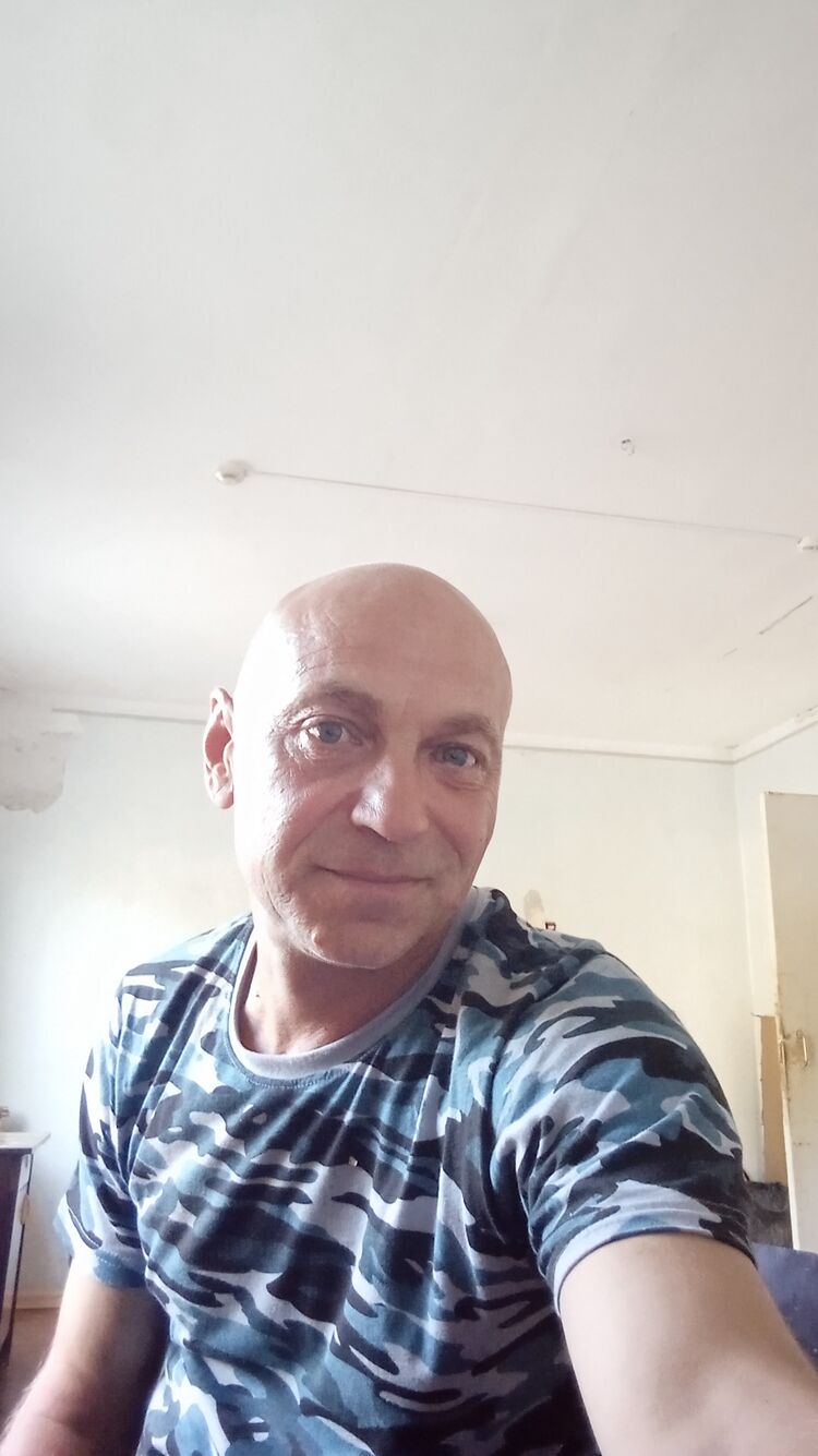  33223802  , 56 ,    