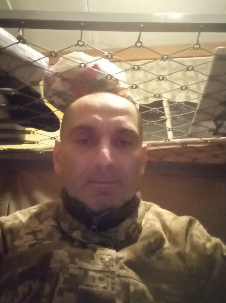  31874692  , 47 ,    