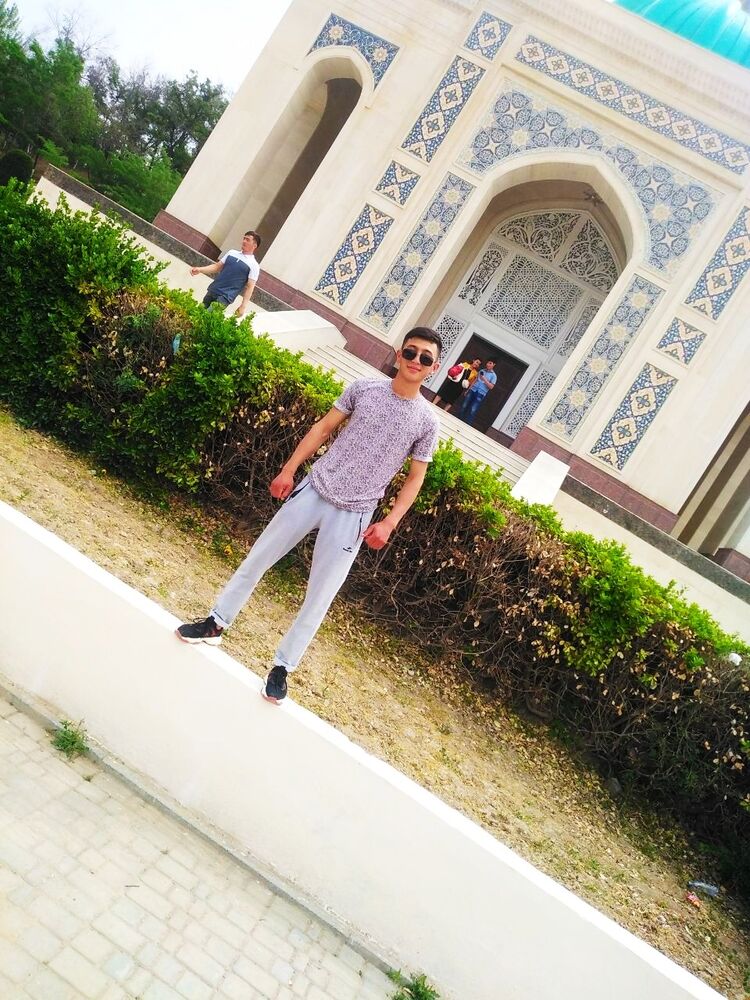  ,   Komiljon, 22 ,   ,   , c , 