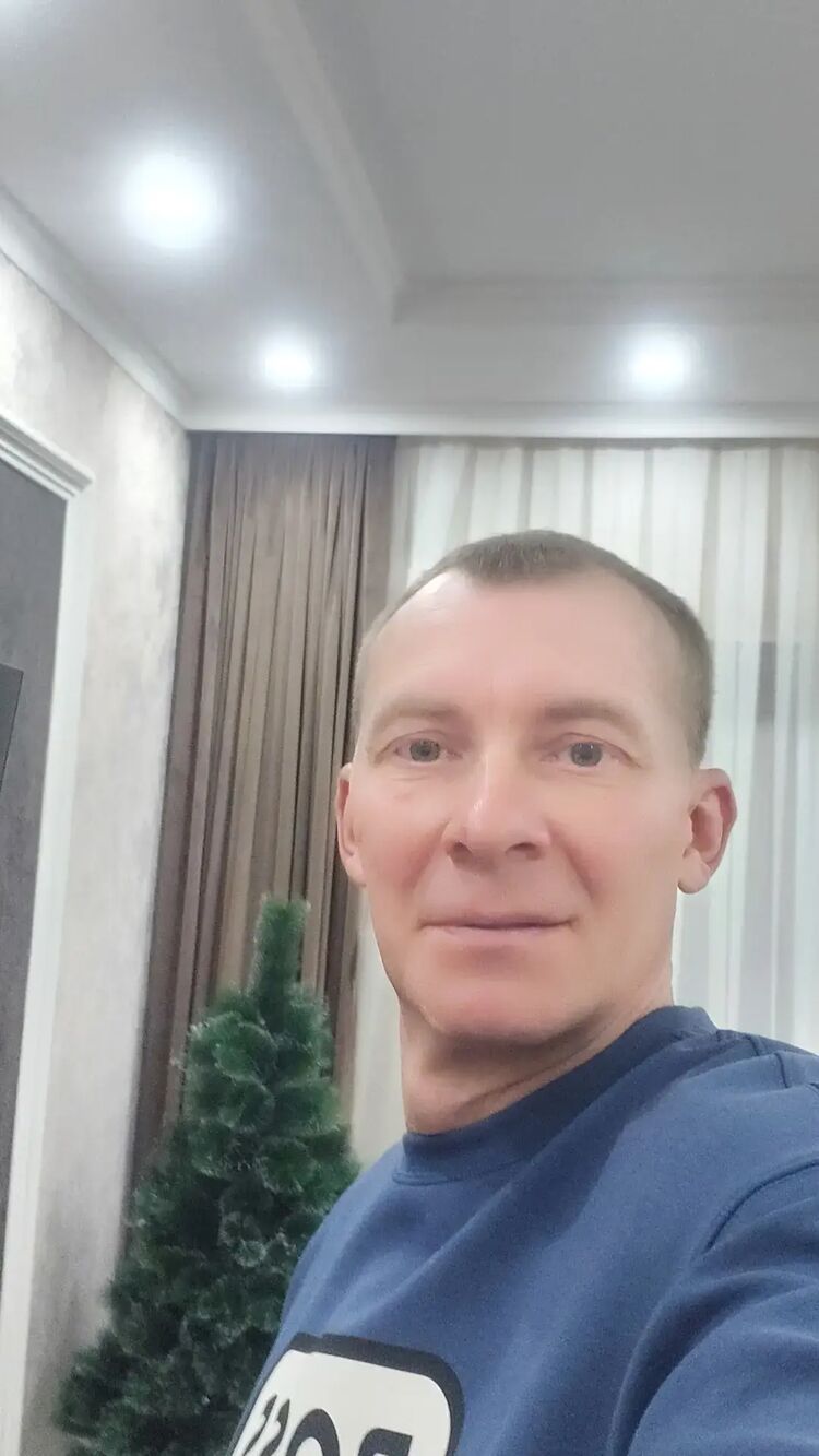  40139842  , 37 ,    