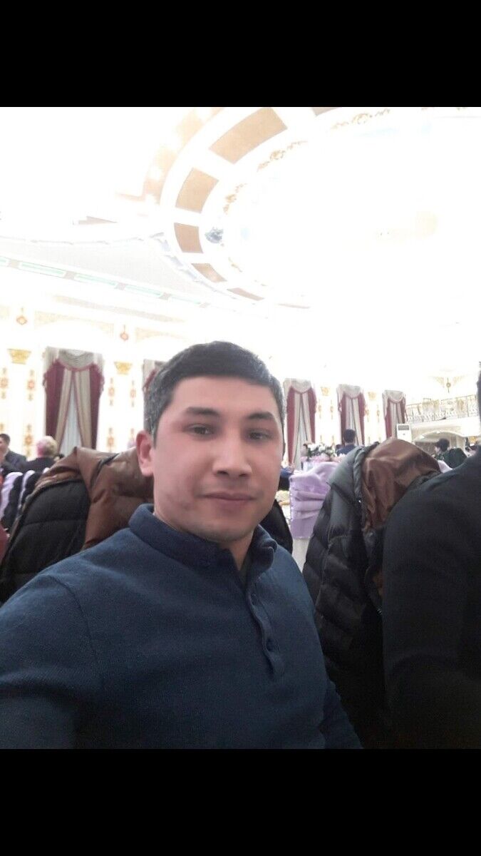  20000182  Maksi, 33 ,    