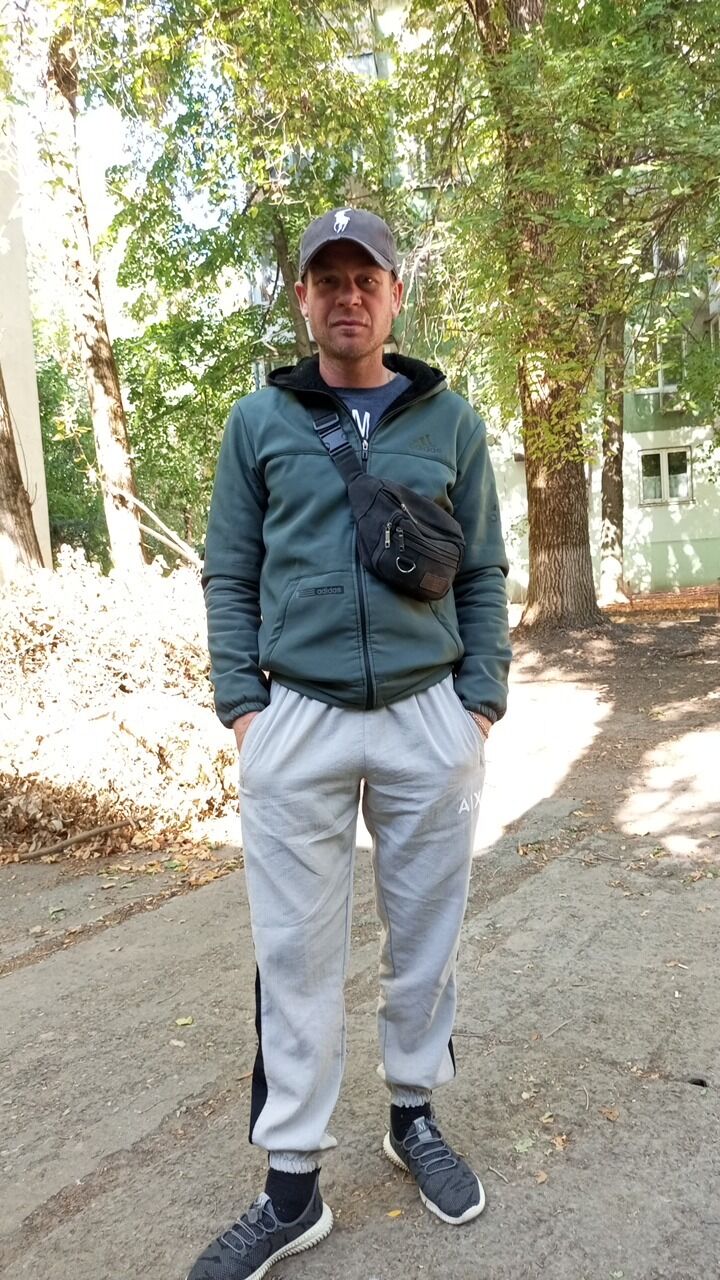  53815082  , 37 ,    --