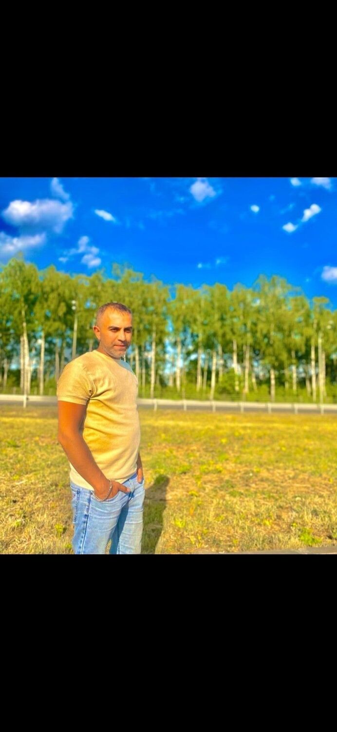  53709342  Orxan, 39 ,    