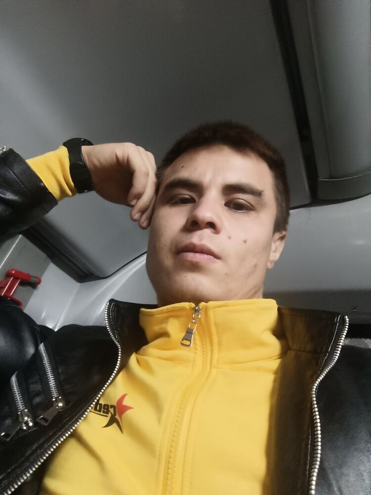  ,   Qayumjon, 26 ,   ,   , c 
