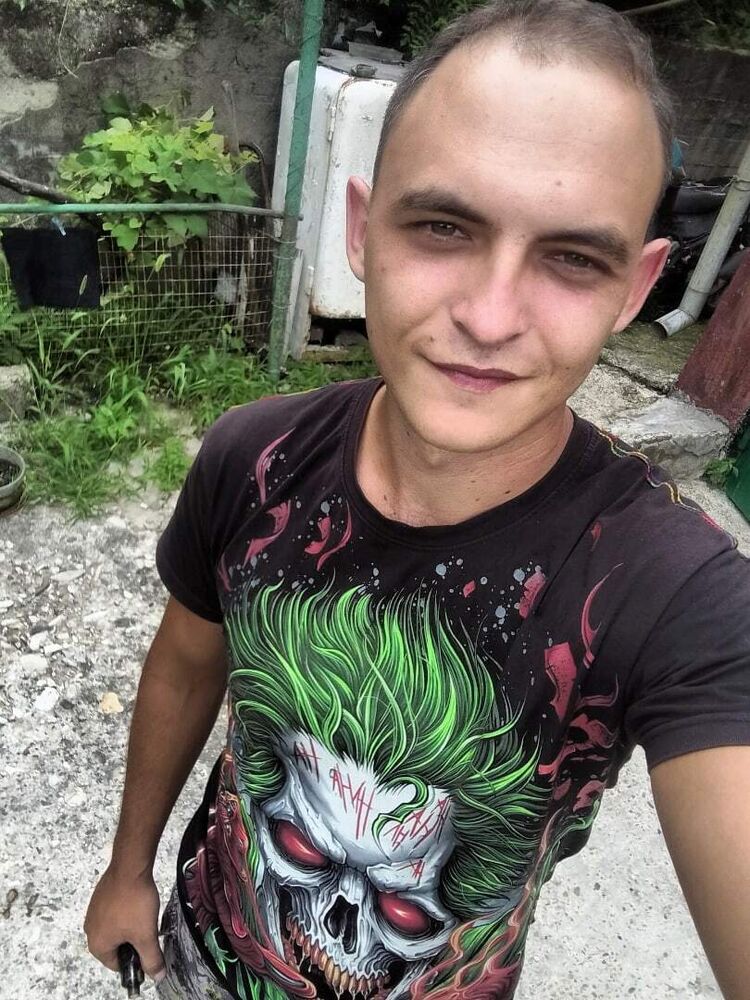  40841582  , 27 ,    