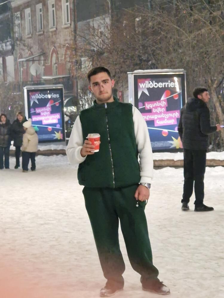 ���� 56055352 ����� Edgar, 19 ���, ���� ���������� � ��������