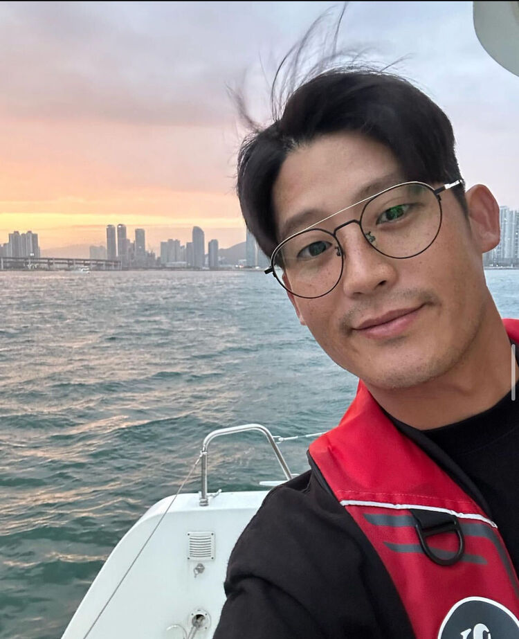 ���� 40129872 ������� Sue mahn, 34 ����, ���� ���������� � ������