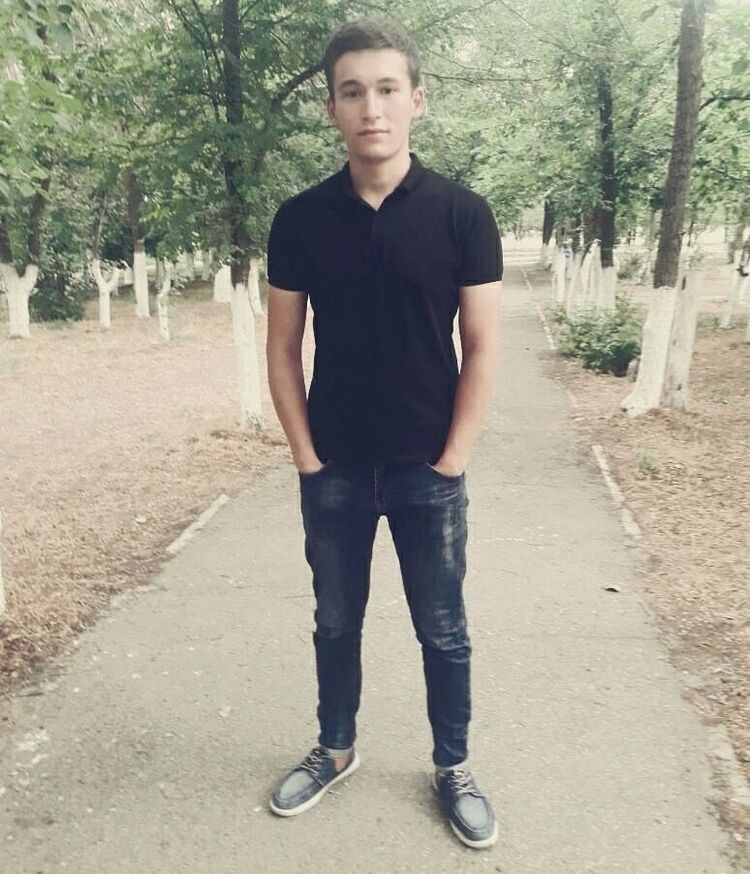  ,   Ilhom, 27 ,  