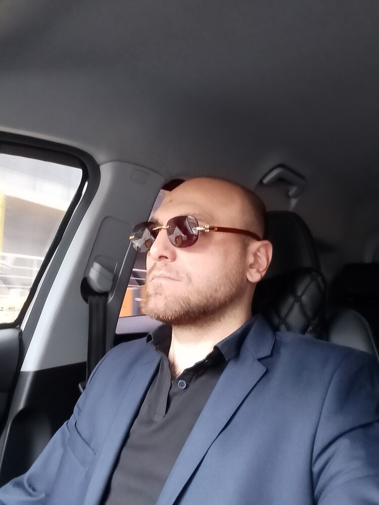  54408792  Ayvaz, 32 ,    