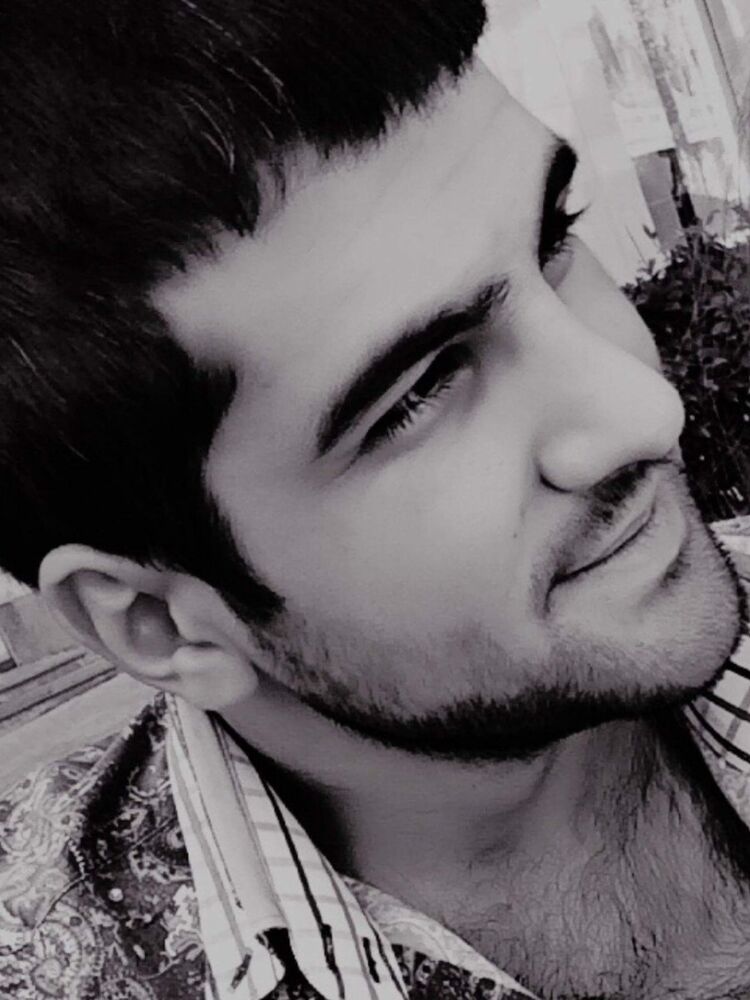  12032522  Vardan, 35 ,    