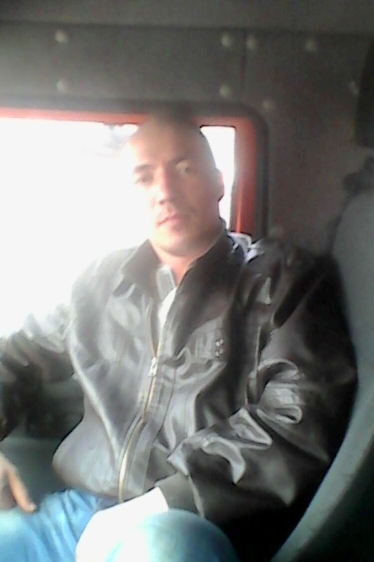  7679002  , 43 ,    