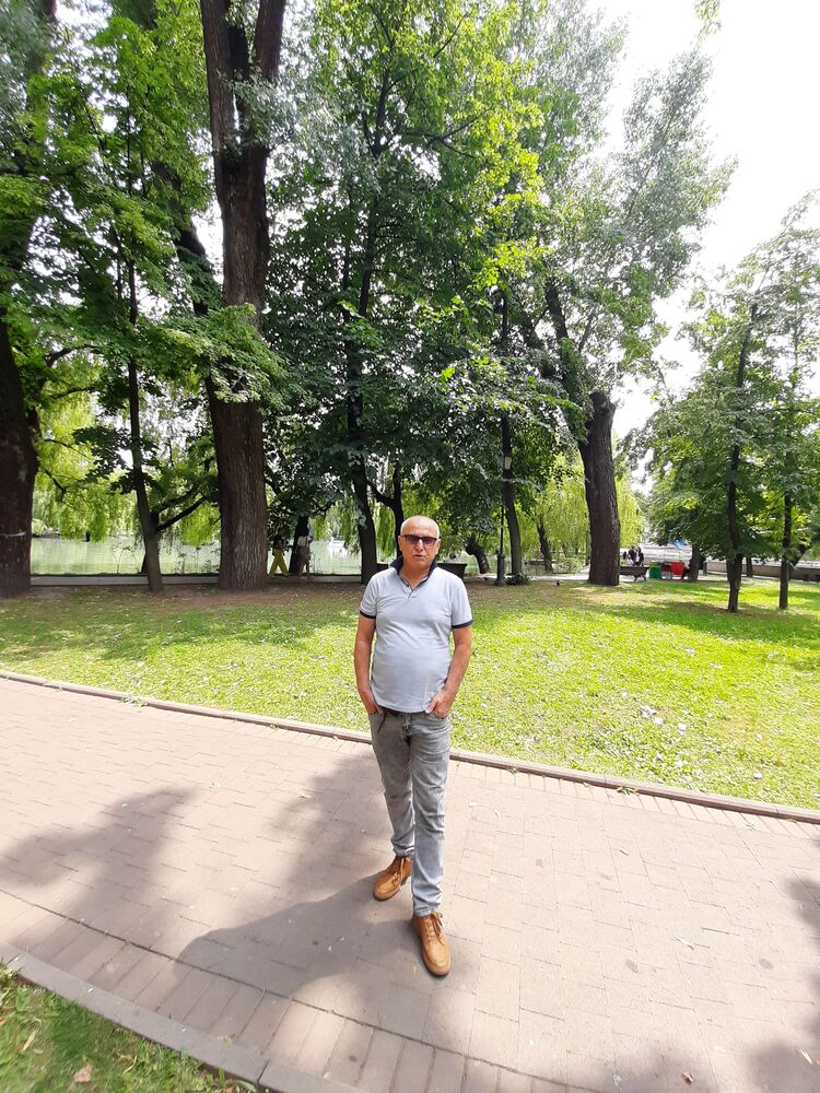  44691372  Kazbek, 70 ,    