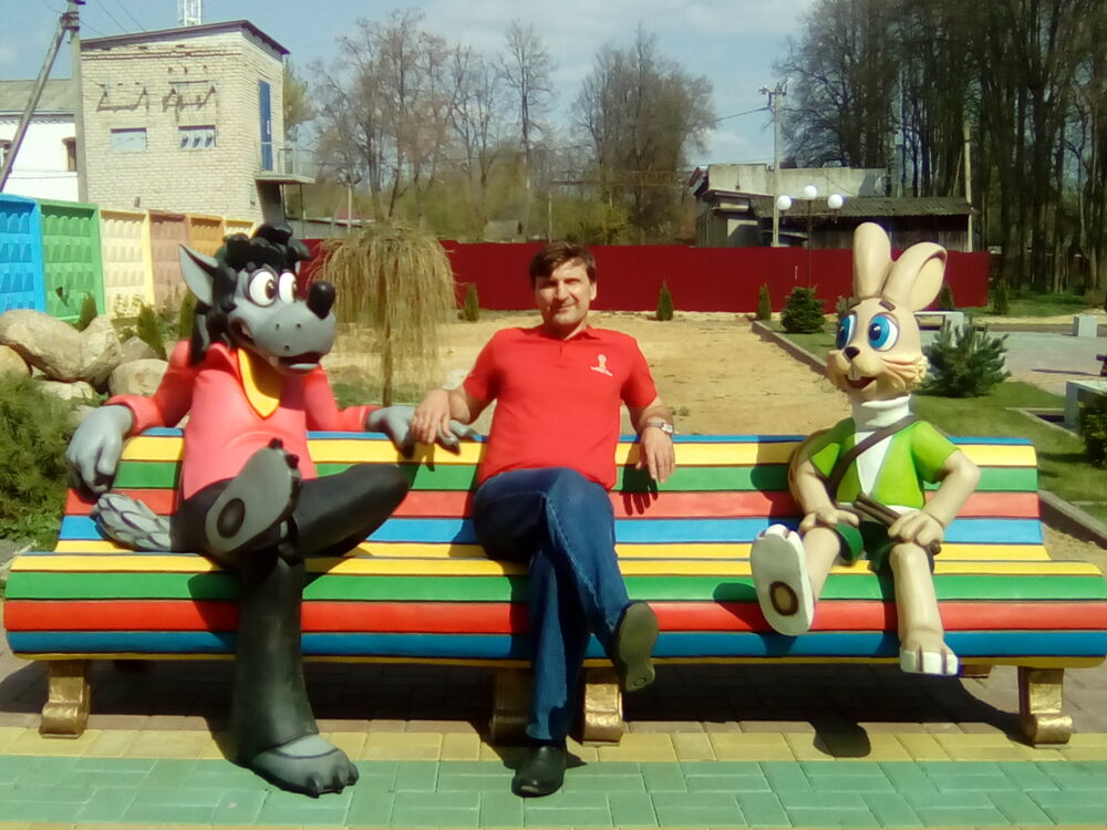  ,   Vlad, 58 ,   ,   