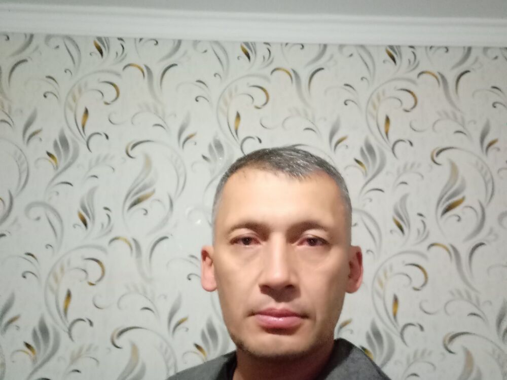  24085072  , 37 ,    