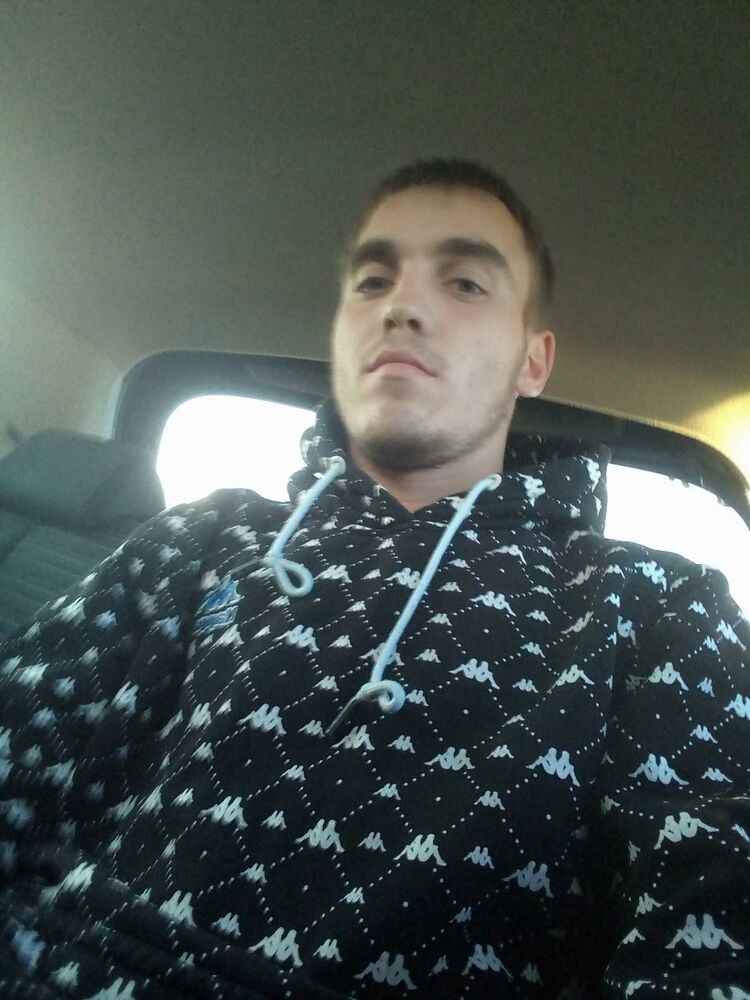  34512842  Staskurgan, 26 ,    