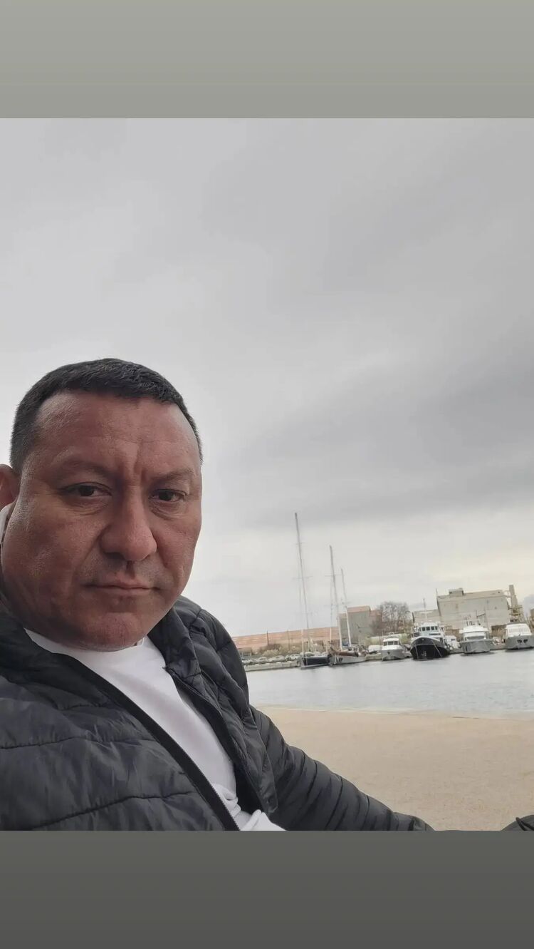  ,   Murad, 44 ,   ,   