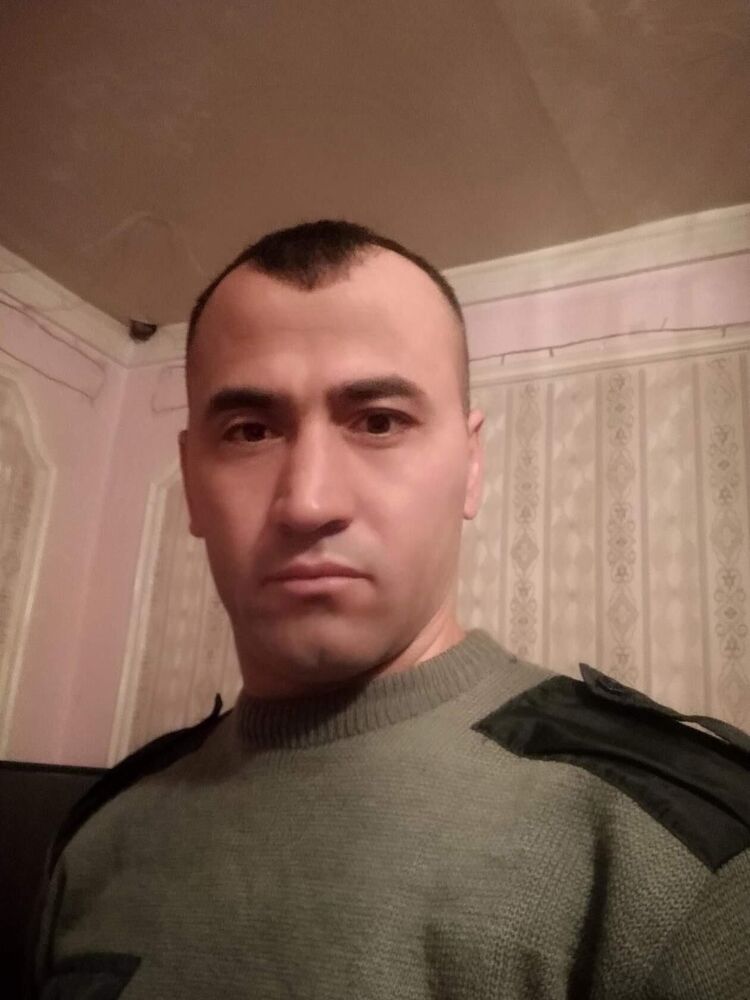  31703242  Alisher, 37 ,    