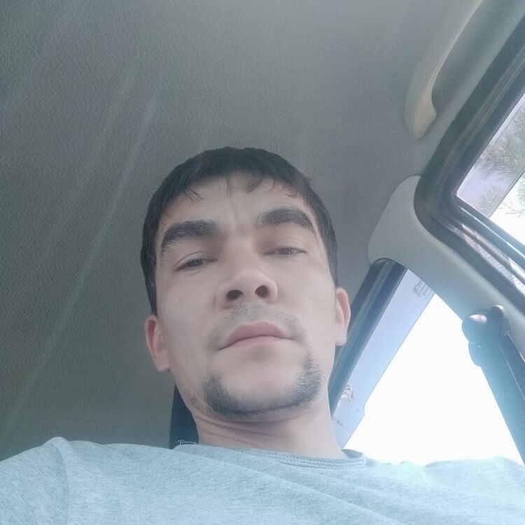  19600082  Ravshan, 38 ,    