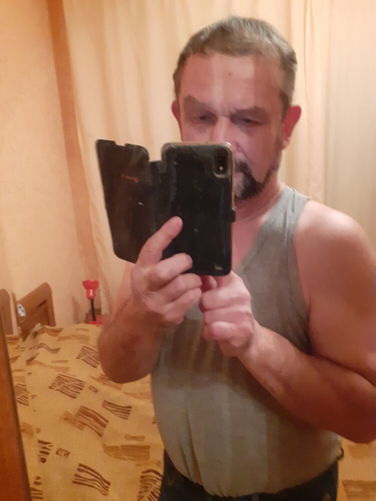  40493992  , 57 ,    