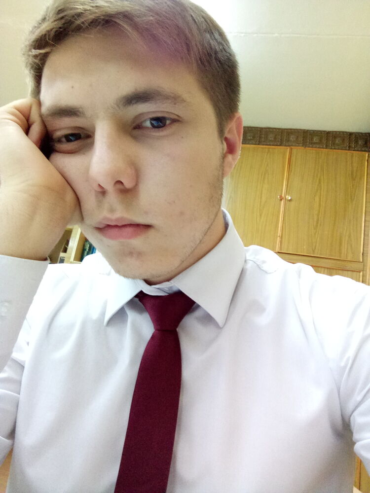  27411692  Rustem, 25 ,    