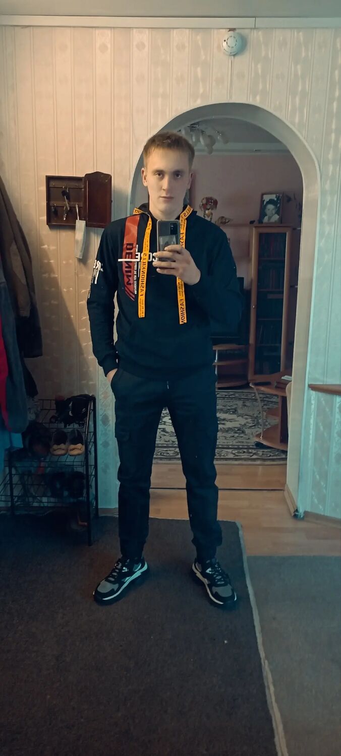  45032632  , 22 ,    -
