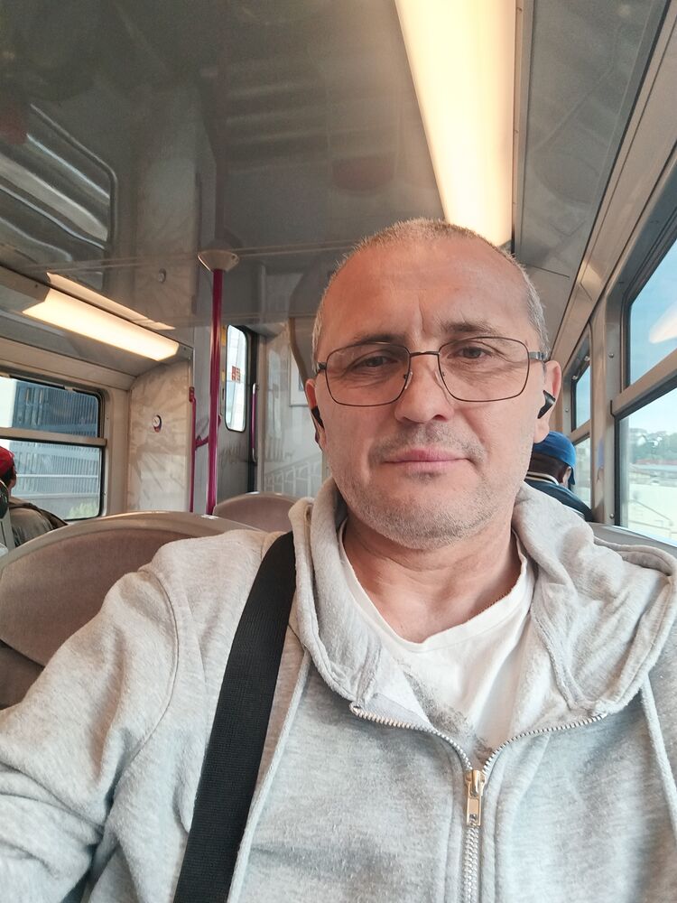  44961352  , 50 ,    Charenton-Le-Pont