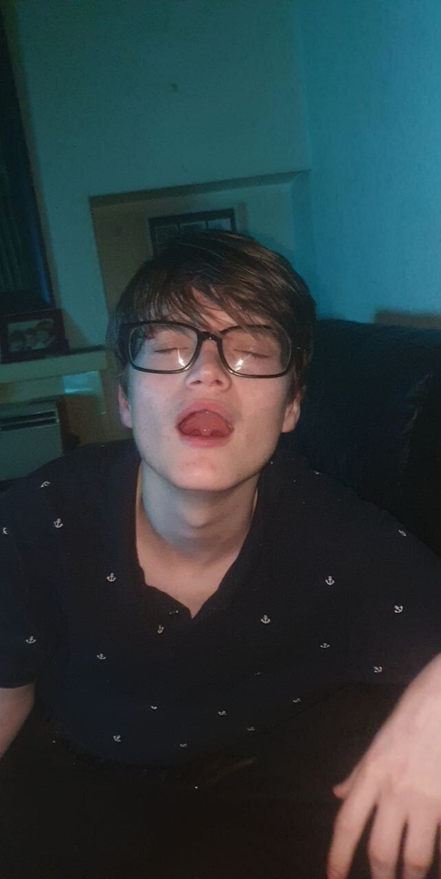 ���� 25621042 ����� Luke, 21 ���, ���� ���������� � ��������