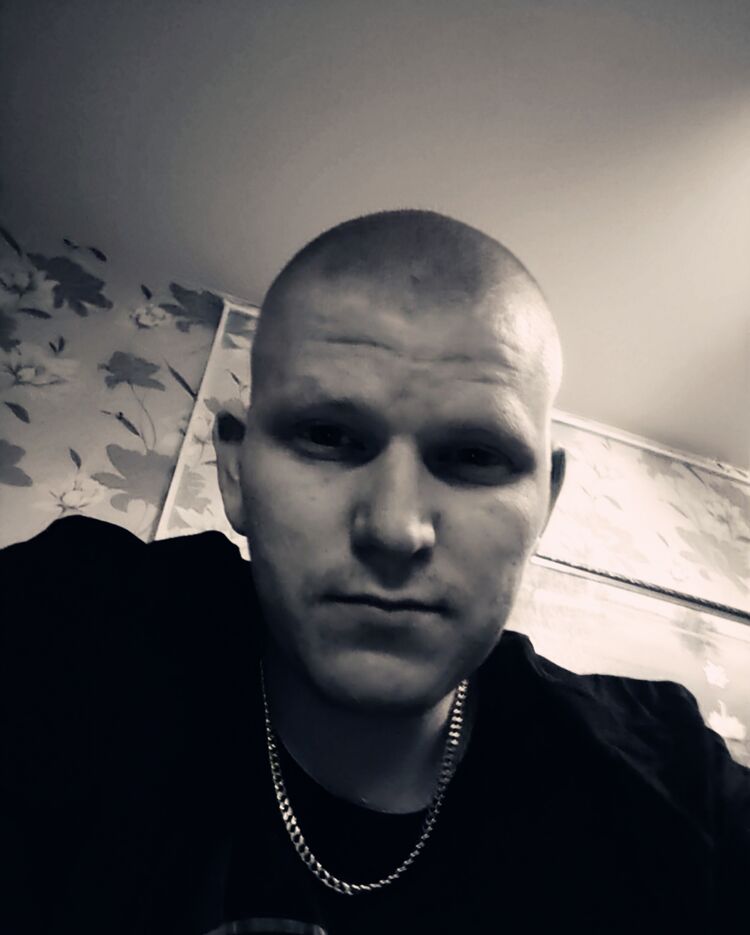  -,   , 32 ,   