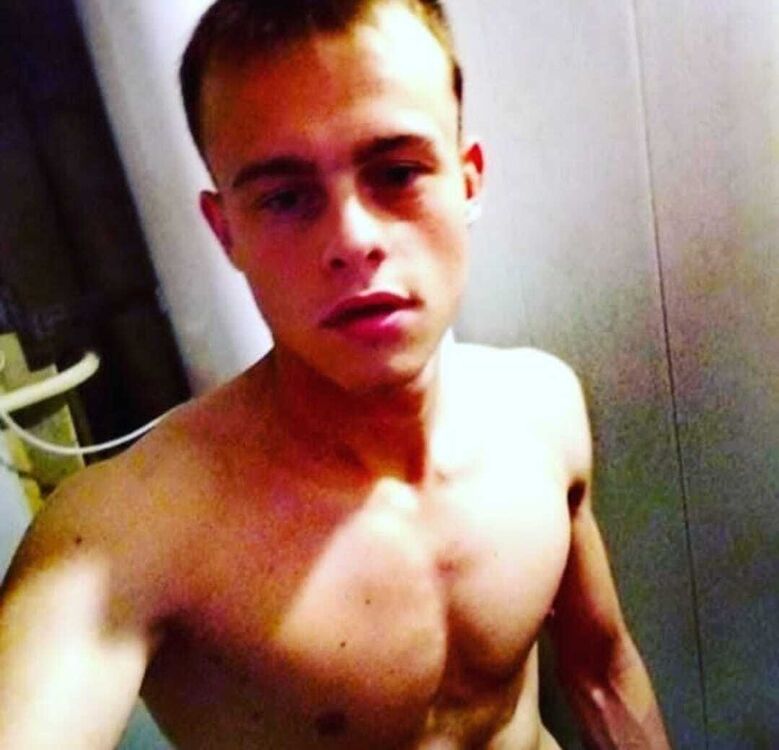  30746672  , 28 ,    