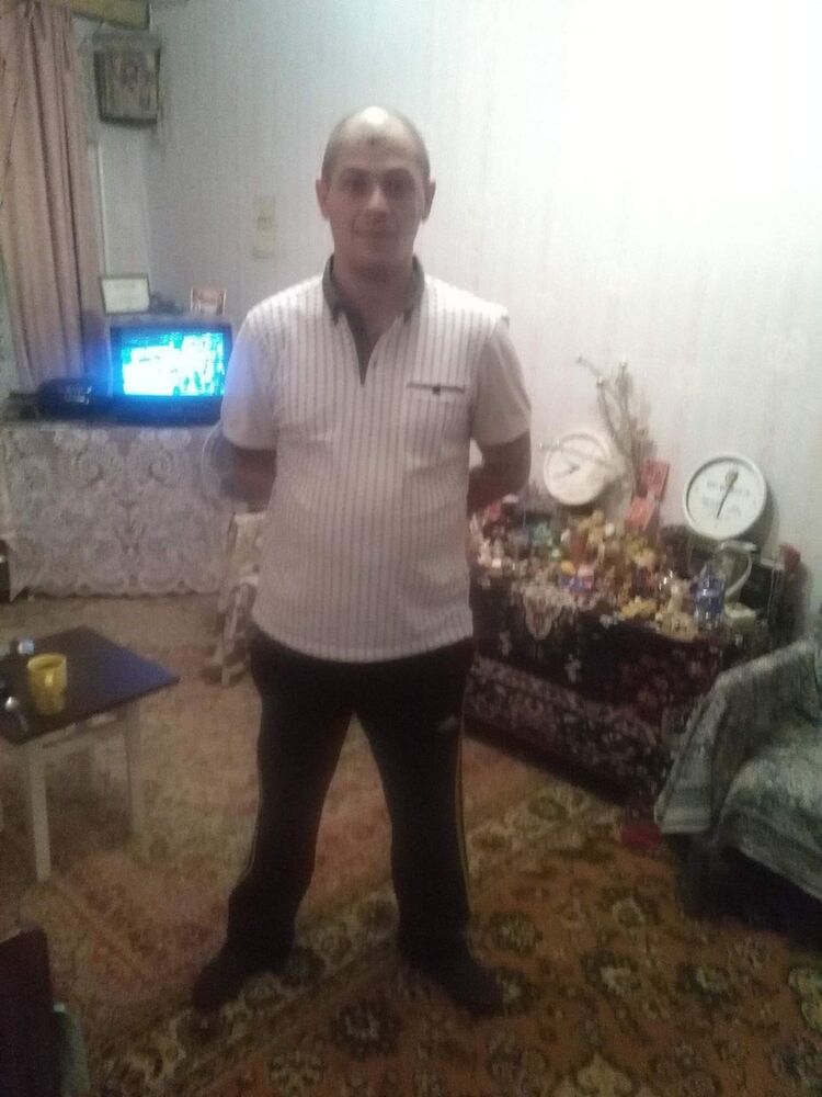  14294892  Ronaldo, 41 ,    