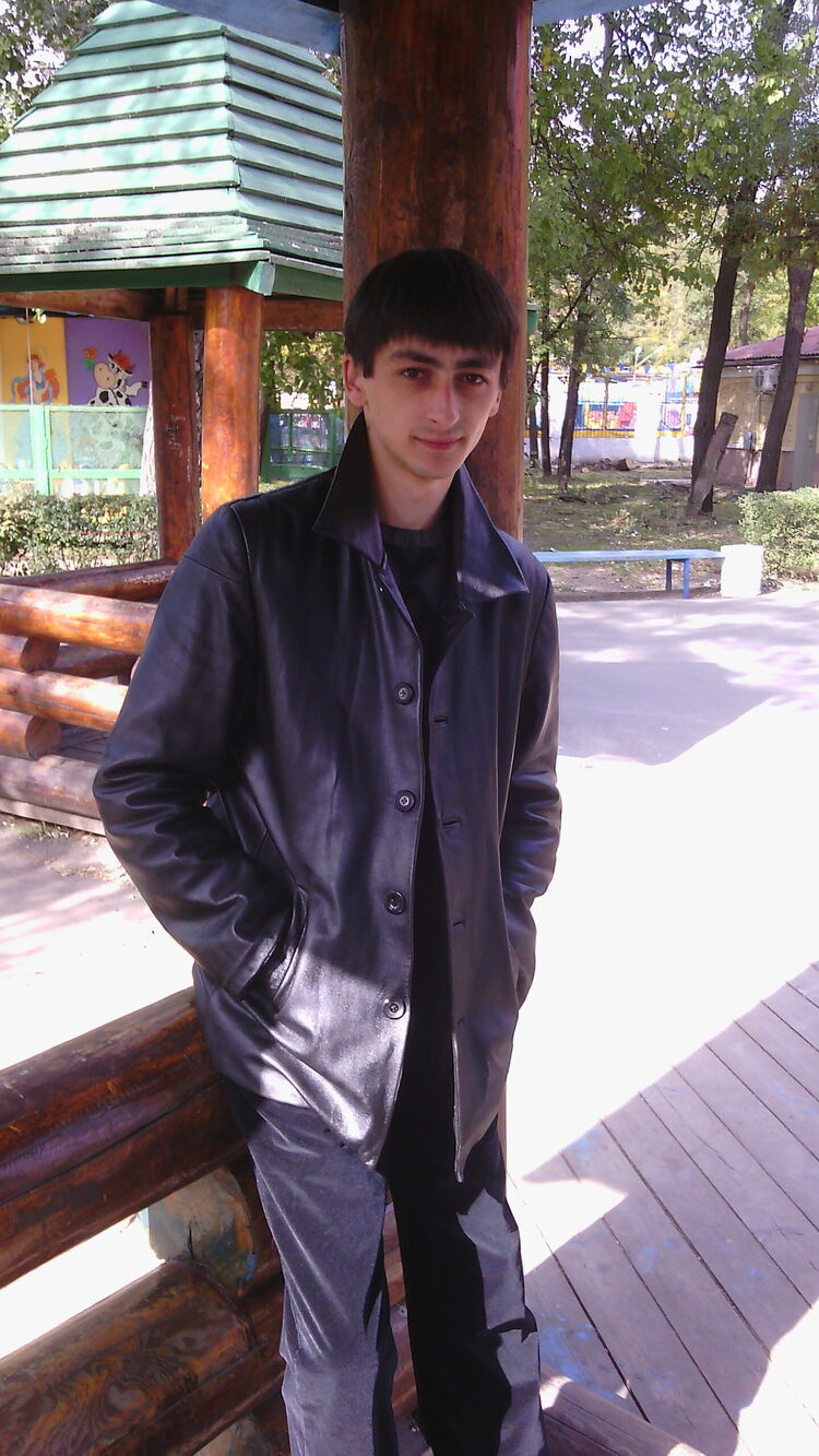  ,   Yaroslav, 33 ,   ,   , c , 