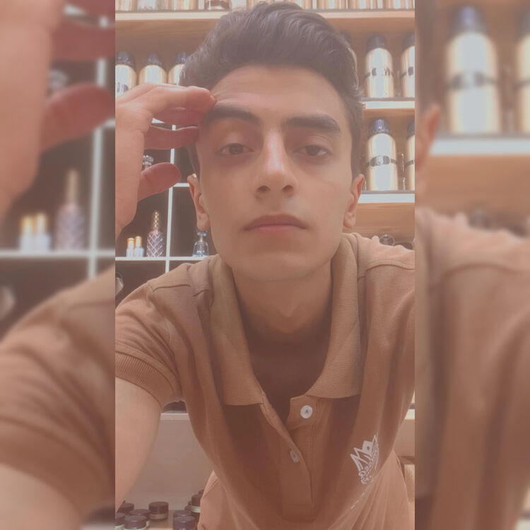  37440912  Ibrahim, 24 ,    Az Zaqaziq