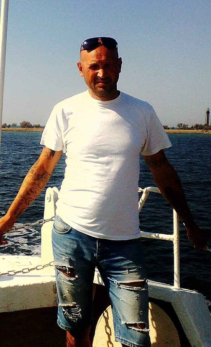  20410292  , 48 ,    