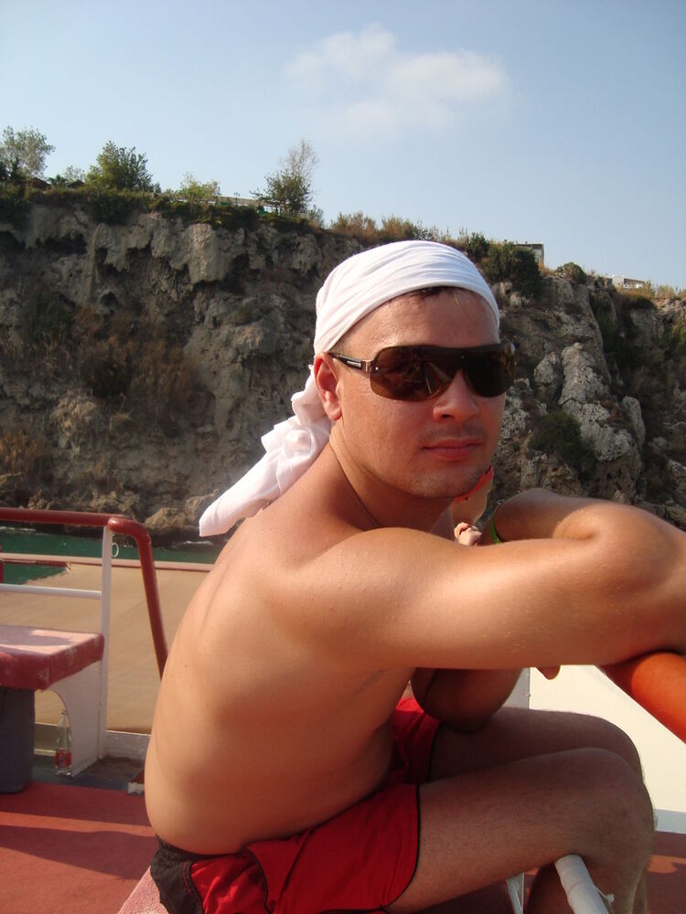  ,   ANTON, 42 ,  