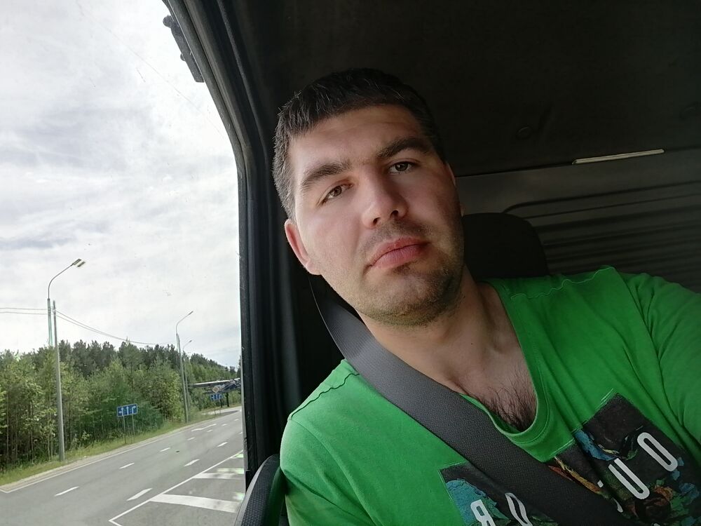  28310272  , 37 ,    