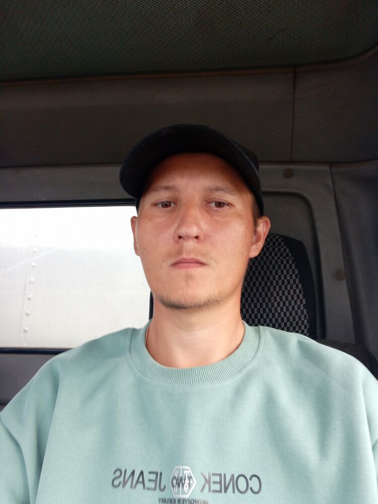  ,   Igor, 34 ,   ,   , c 