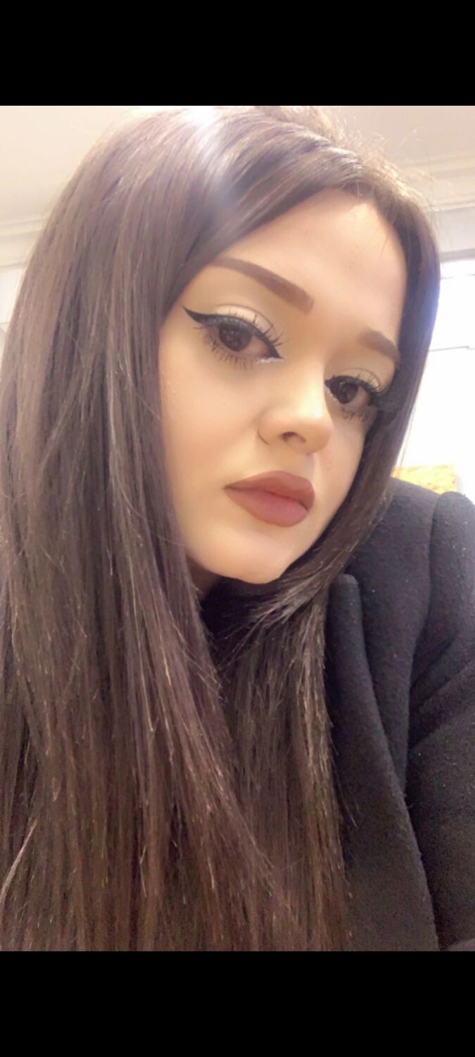  51227172  Anna, 23 ,    